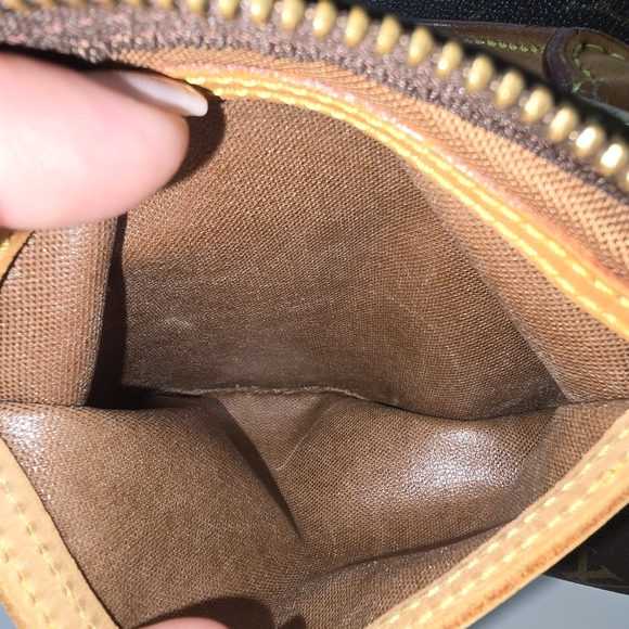 SOLD Louis Vuitton Speedy 35 - Picture 12 of 16